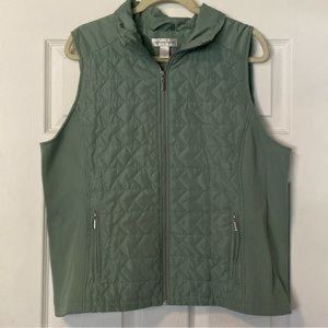 CHRISTOPHER & Banks Green quilted Vest